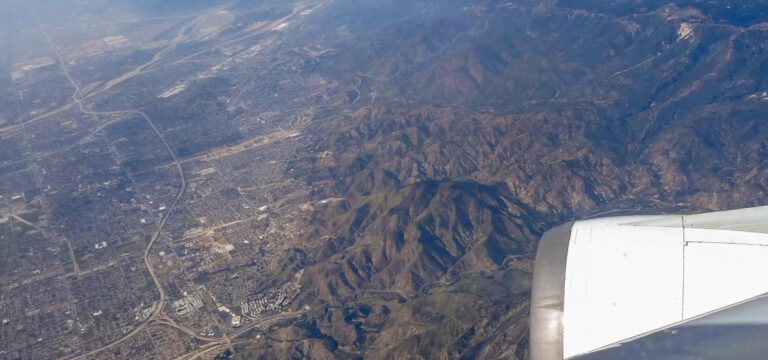 Flug nach L.A. – Donuts, Stau und Steaks auf dem Weg nach Palm Desert: Endlich Roadtrip