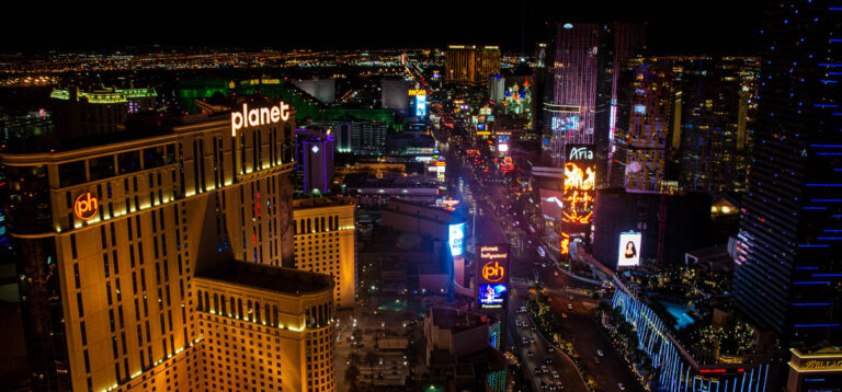 Las Vegas Vol. 3