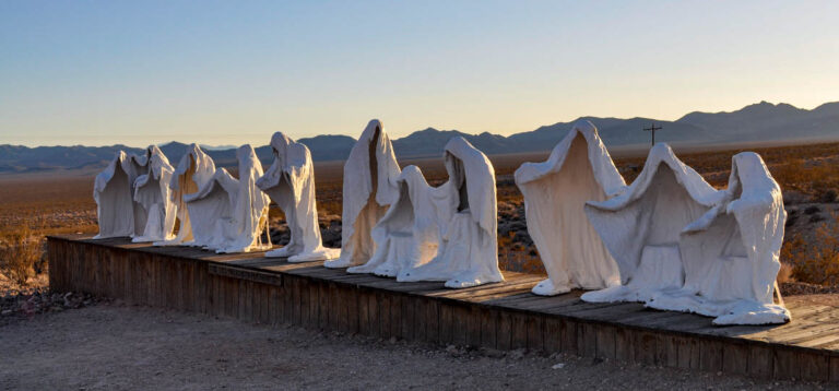 Von den Geheimnissen des Death Valley bis zu Geisterstädten und Autotestern