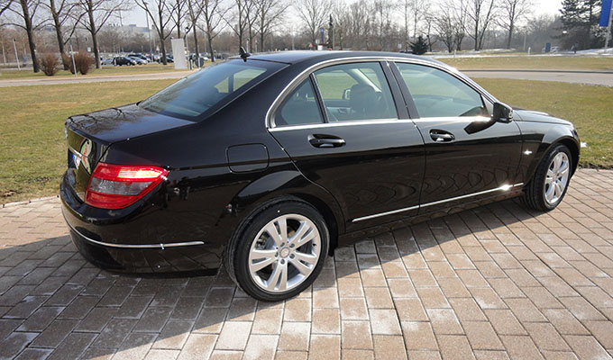 Mercedes C180 CGI (2011)