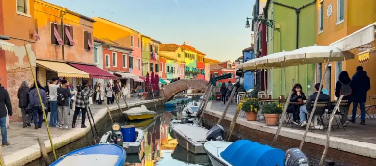 Von Murano bis BuranoFarbenrausch, Glaskunst und ein Vollmondspektakel