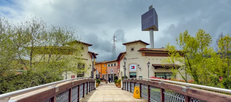 Ciao Venedig, wir müssen los – das Outlet ruft & Florenz wartet schon