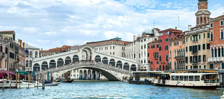 Kanäle, Brücken & Blick vom Campanile – Venedig im Familienmodus