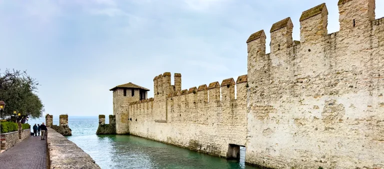 Gelato, Gassen und eine Schifffahrt – Ein Tag zwischen Sirmione und Bardolino