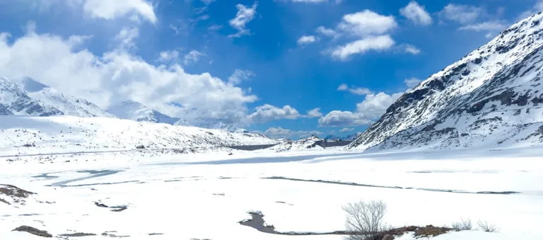 Abschied mit 53 Kehren, Schnee und einem Kofferraum voller Italien