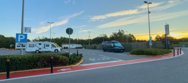 Stellplatz am McArthurGlen Designer Outlet | Serravalle 🚧