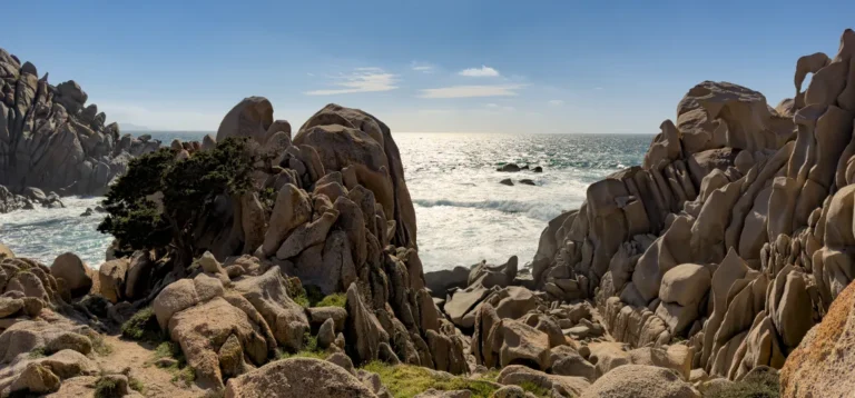 Vom Wal-Bauch ins Granit-Labyrinth: Jetset-Blues, ein abgesagtes Boot und das große Klettern am Capo Testa