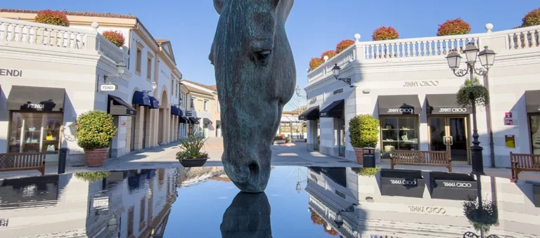 Shopping Marathon, Kreditkarten-Glühen und Schuh-Eskapaden