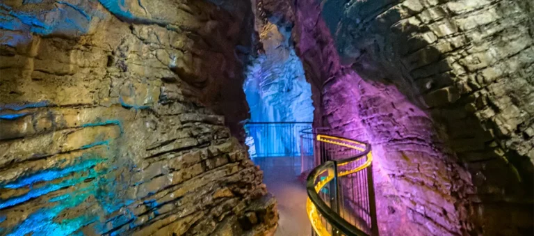 Grotta Varone, Lago di Tenno und die Kunst des planlosen Vespa-Fahrens